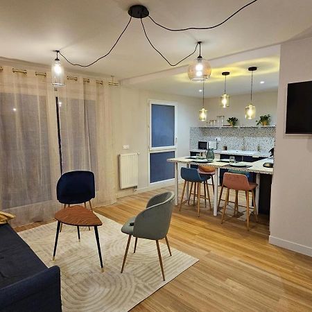 Appartement L'Ecrin Bleu à Aubervilliers Extérieur photo