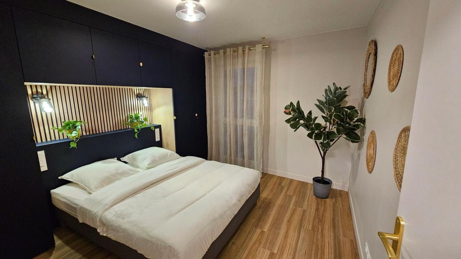 Appartement L'Ecrin Bleu à Aubervilliers Extérieur photo